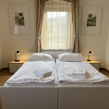 U Golfu Cihelny Pensión Karlovy Vary